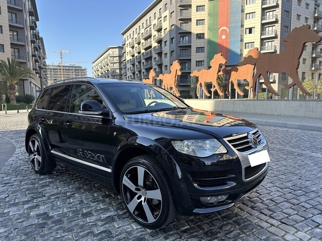 Volkswagen Touareg-1