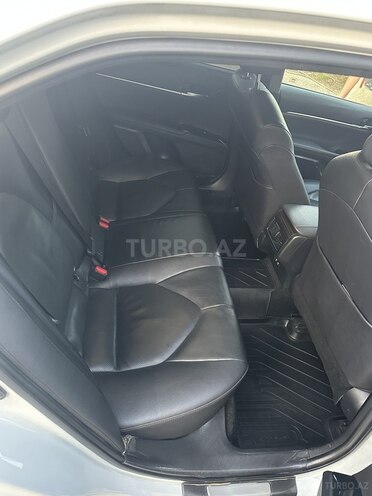 Toyota Camry-11