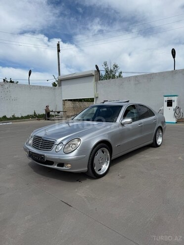 Mercedes E 220-5