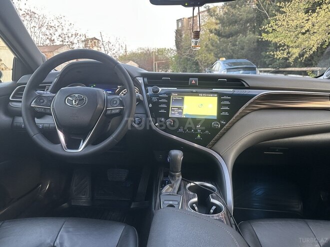 Toyota Camry-10
