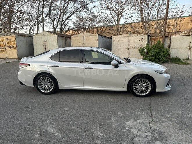Toyota Camry-4
