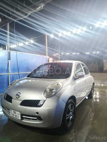 Nissan March-1