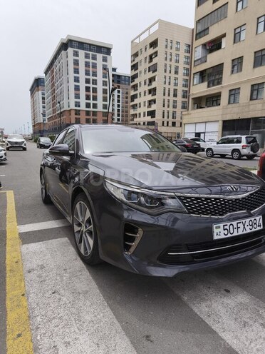 Kia K5-3