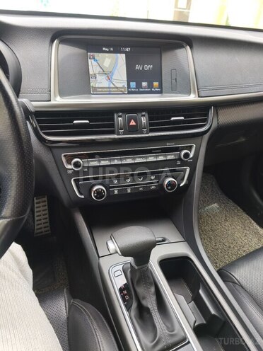 Kia K5-11
