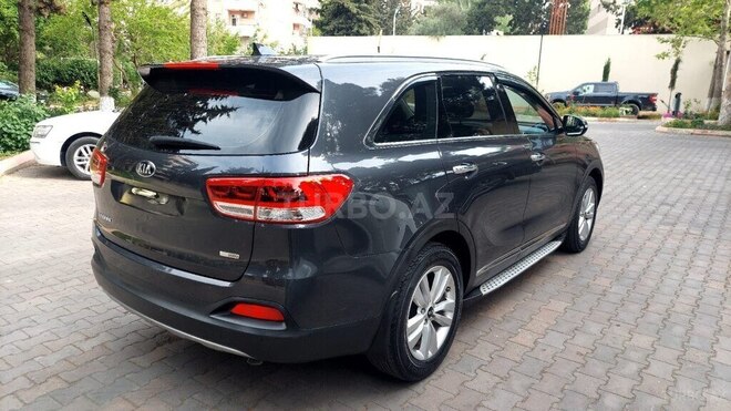 Kia Sorento-5