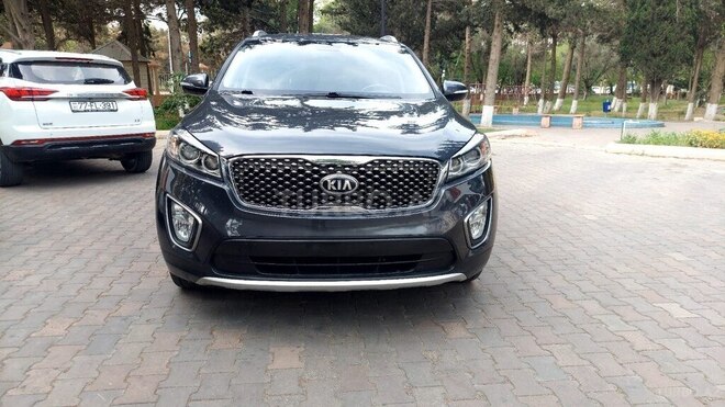 Kia Sorento-1