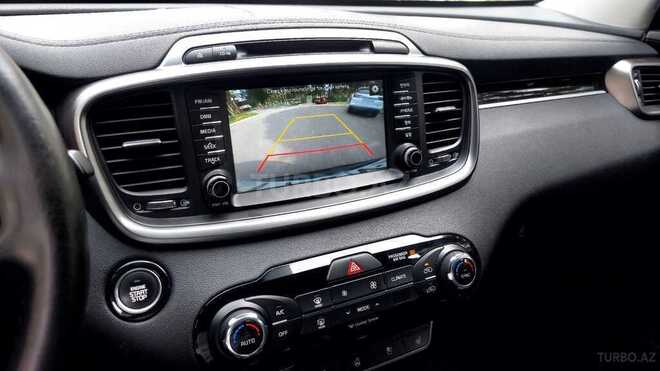 Kia Sorento-7
