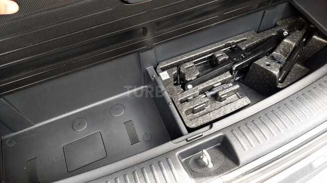 Kia Sorento-16