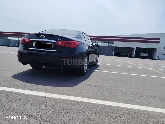 Infiniti Q50-9