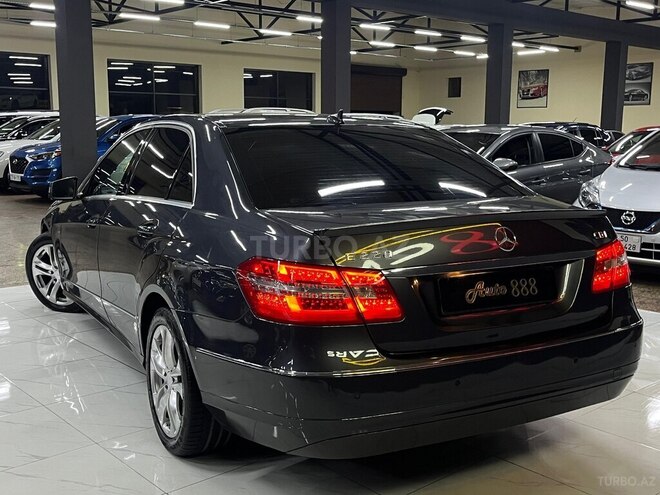 Mercedes E 220-7