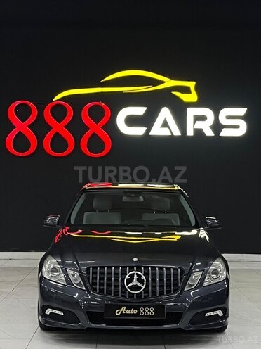 Mercedes E 220-12