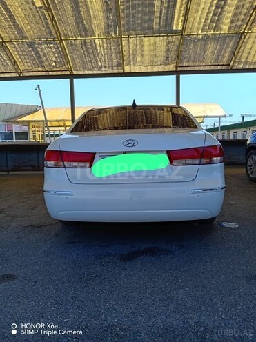 Hyundai Sonata-2