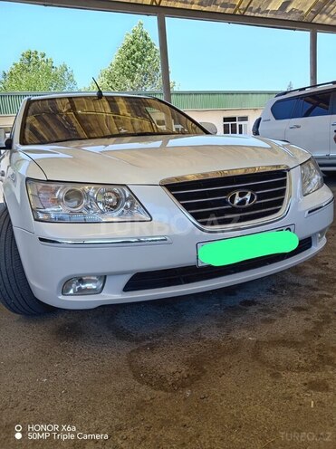 Hyundai Sonata-1