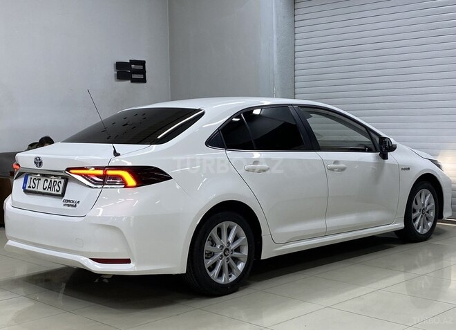 Toyota Corolla-11