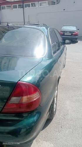 Hyundai Sonata-4