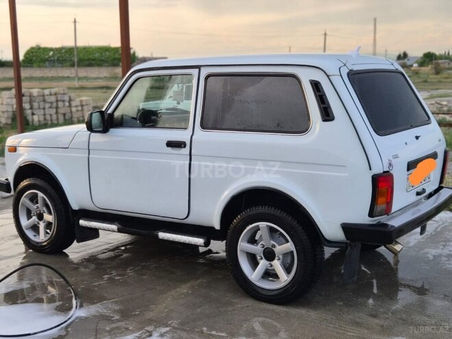 LADA (VAZ) Niva-5