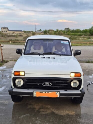 LADA (VAZ) Niva-8