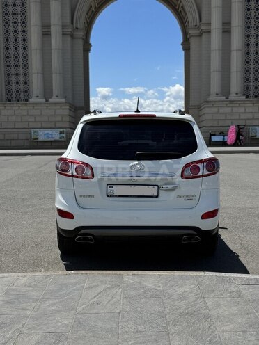 Hyundai Santa Fe-2