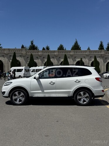 Hyundai Santa Fe-3