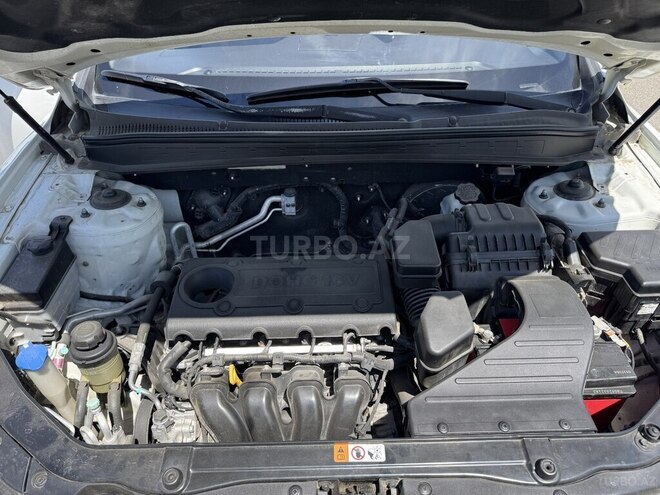 Hyundai Santa Fe-9
