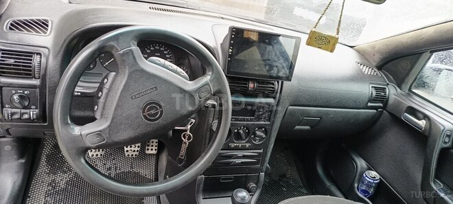 Opel Astra-7