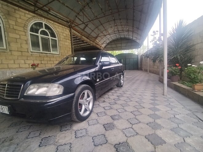 Mercedes C 200-3