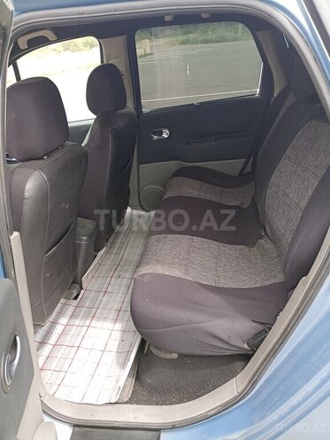 Renault Scenic-6