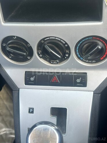 Dodge Caliber-12