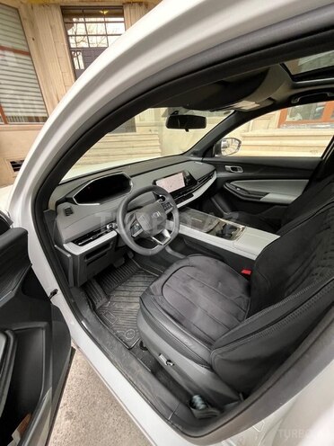 Changan Qiyuan Q05-4