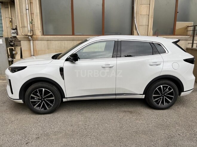 Changan Qiyuan Q05-2