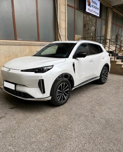 Changan Qiyuan Q05-3