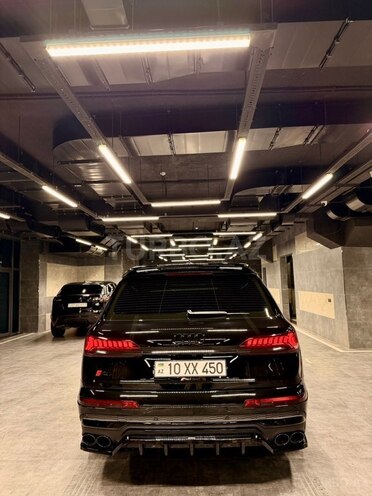 Audi Q7-2