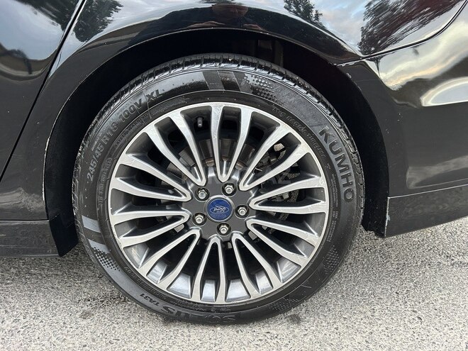 Ford Fusion (North America)-9