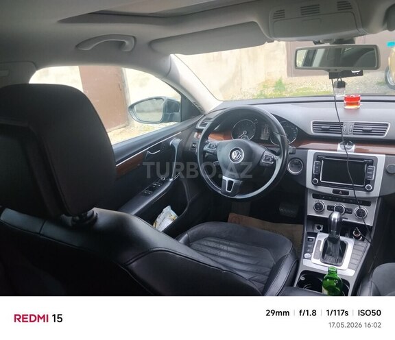 Volkswagen Passat-7