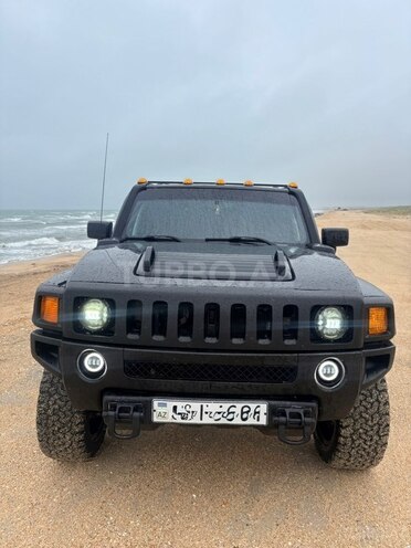 Hummer H3-2