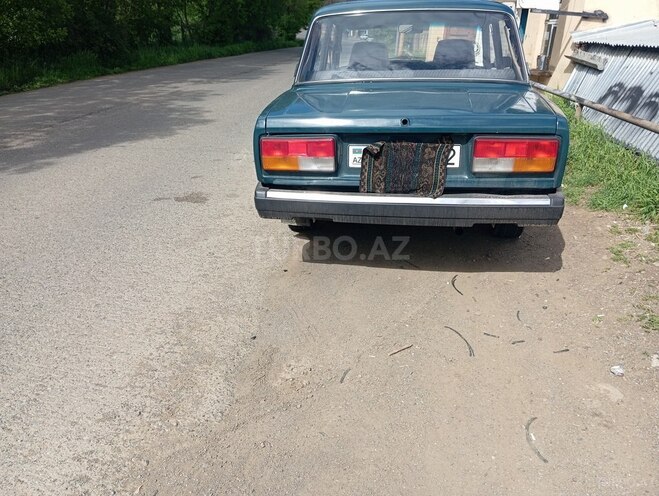 LADA (VAZ) 2107-2
