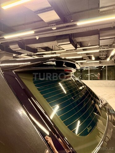 Audi Q7-9