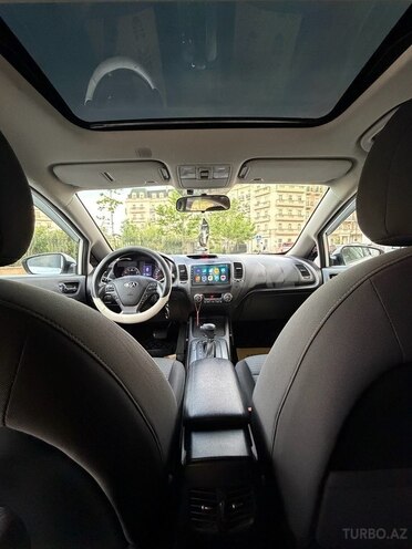 Kia Cerato-7