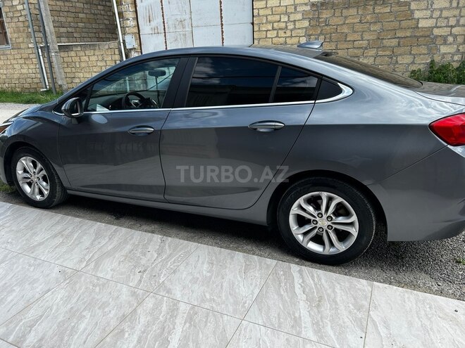 Chevrolet Cruze-5