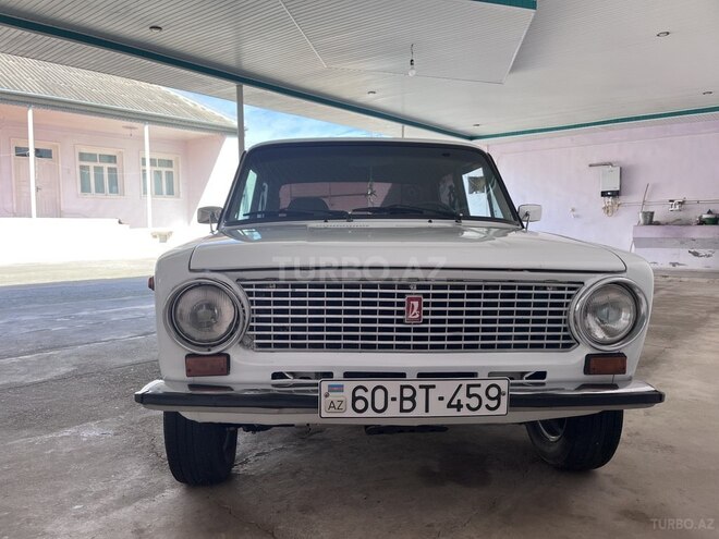 LADA (VAZ) 21011-4