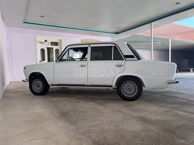 LADA (VAZ) 21011-5