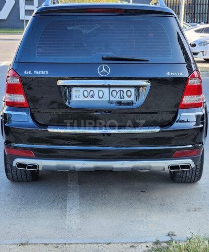 Mercedes GL 550 4MATIC-9