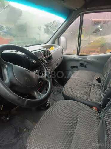 Ford Transit-5