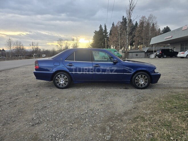 Mercedes C 180-7
