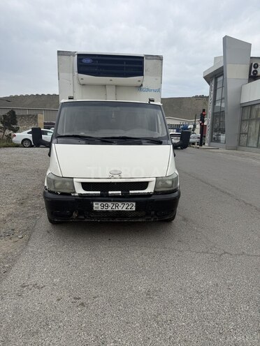 Ford Transit-1