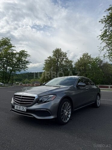 Mercedes E 300-3