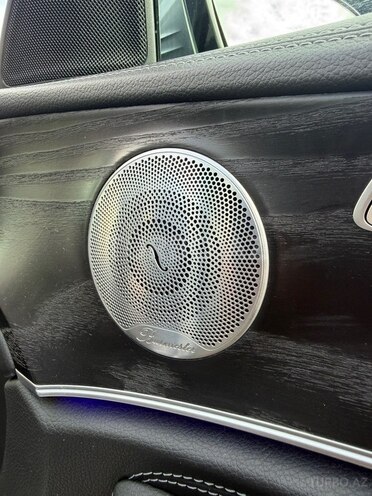 Mercedes E 300-15