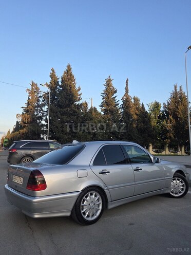 Mercedes C 240-4