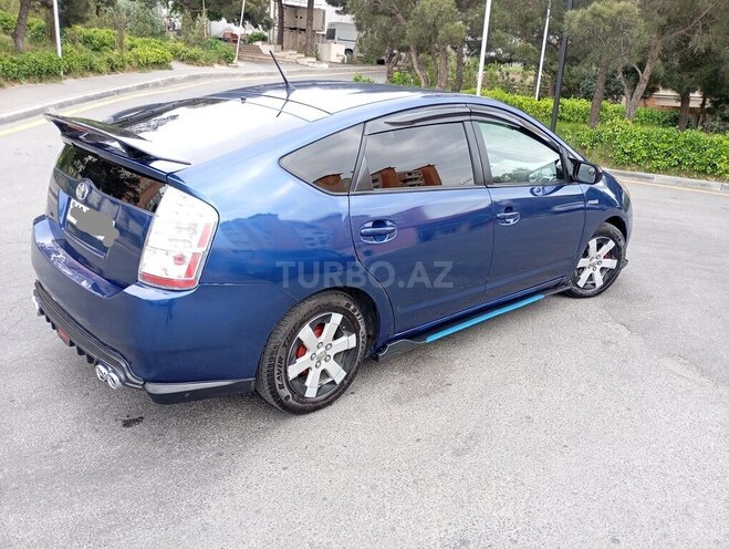 Toyota Prius-11