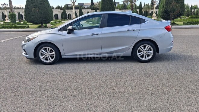 Chevrolet Cruze-5